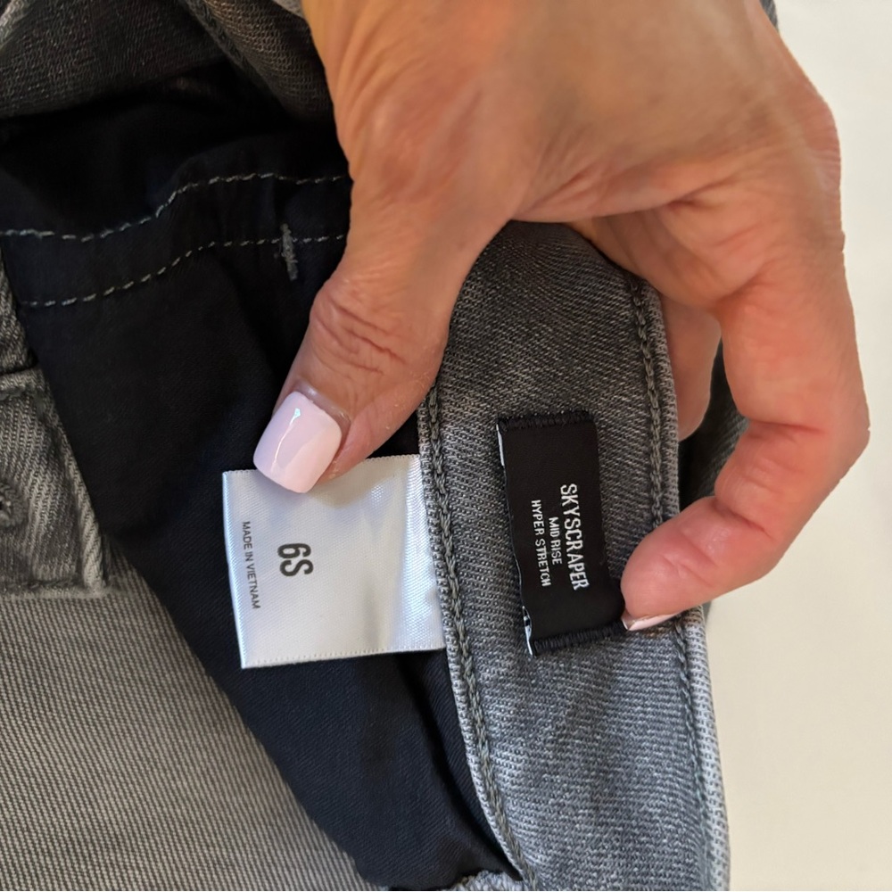 Express Gray Stretch Denim Jeans